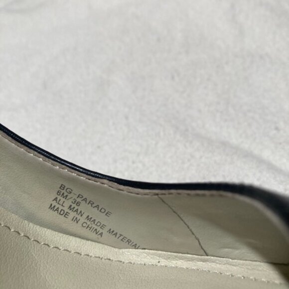 BCBGeneration high heel Black Pumps - Picture 5 of 5